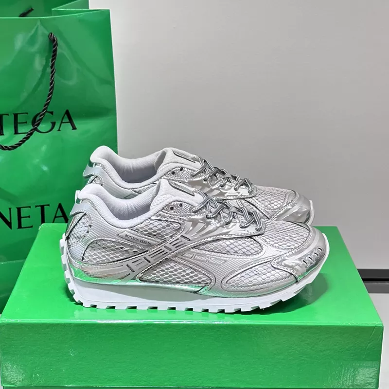 B*TTEGA V*ENETA- SILVER