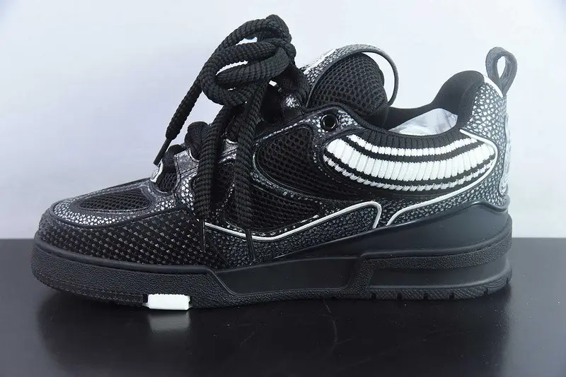 LV SKATE - BLACK - Image 3