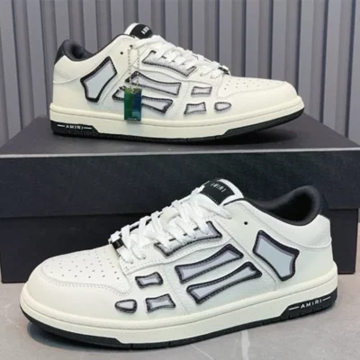 A*IRI SKEL - 2 GREYS