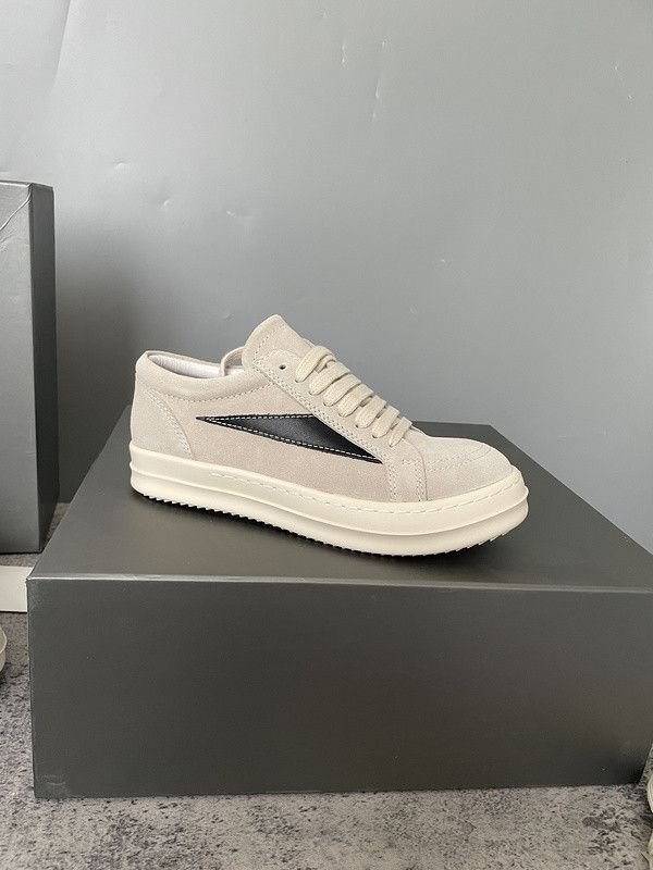 RO - SUEDE VANS - Image 2