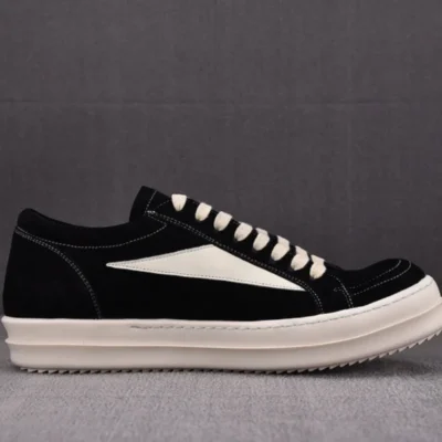 RO - SUEDE BLACK VANS