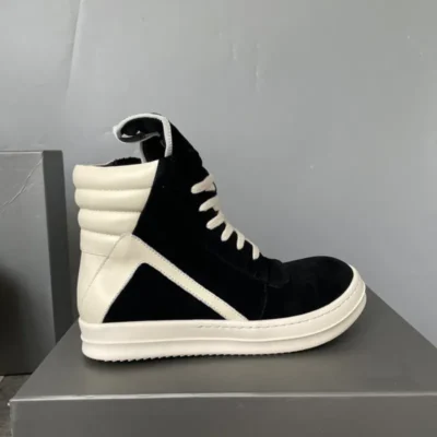 RO - BLACK SUEDE GEO