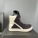 RO - DARK GREY SUEDE GEO