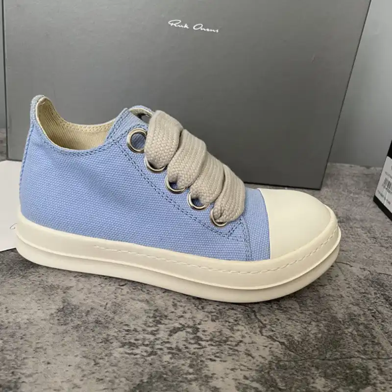 RO - SKY BLUE JUMBO LACE LOW